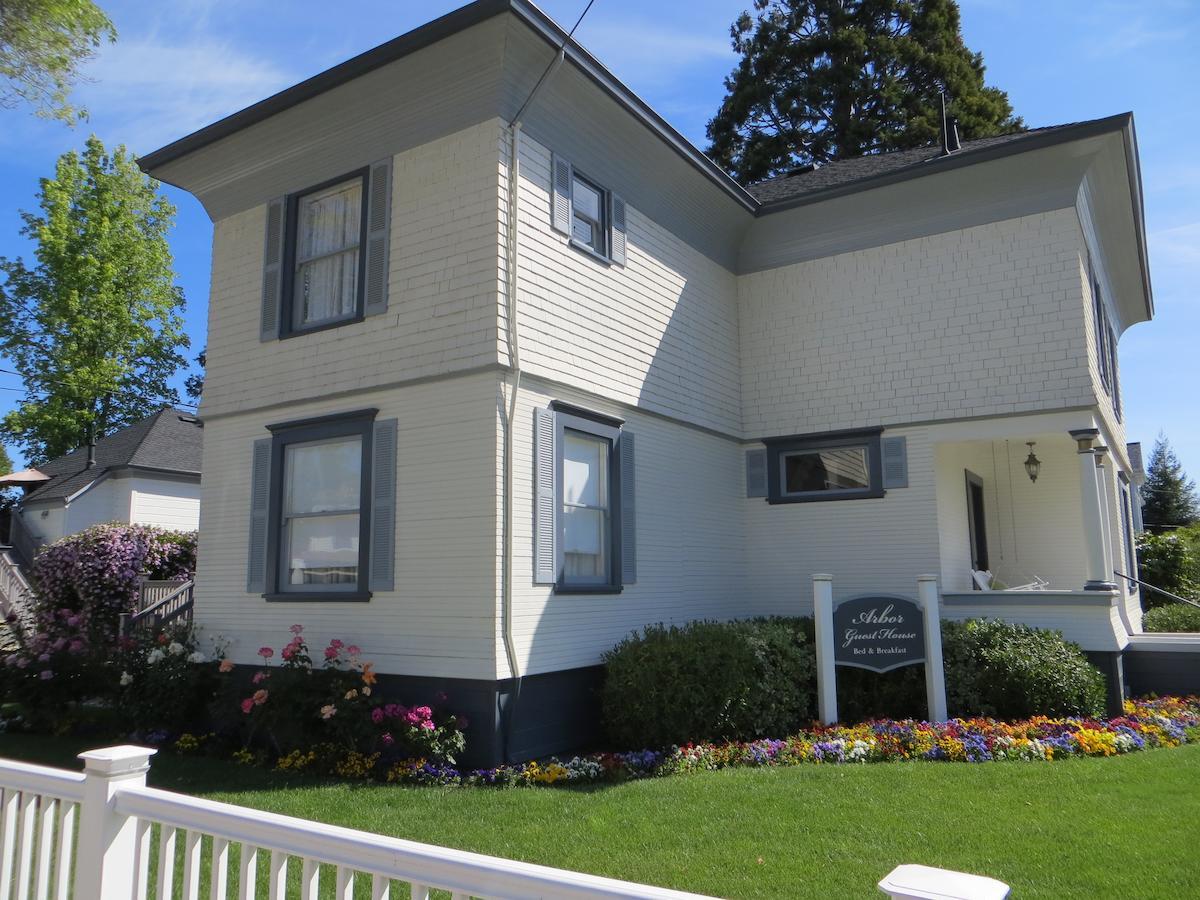 Arbor Guest House Napa Bagian luar foto