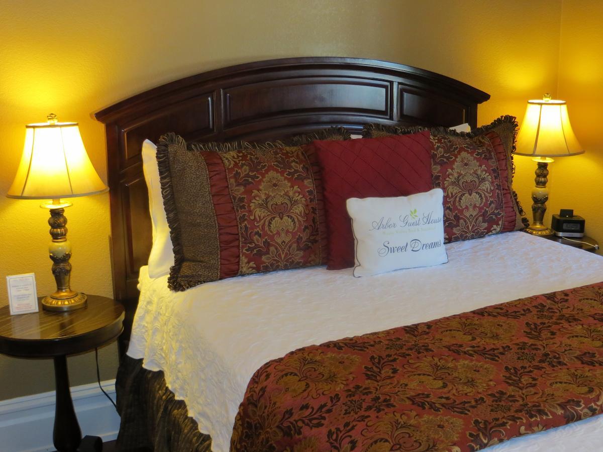 Arbor Guest House Napa Bagian luar foto